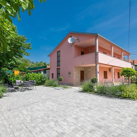 Villa Milla-Grubine Eksteriør bilde